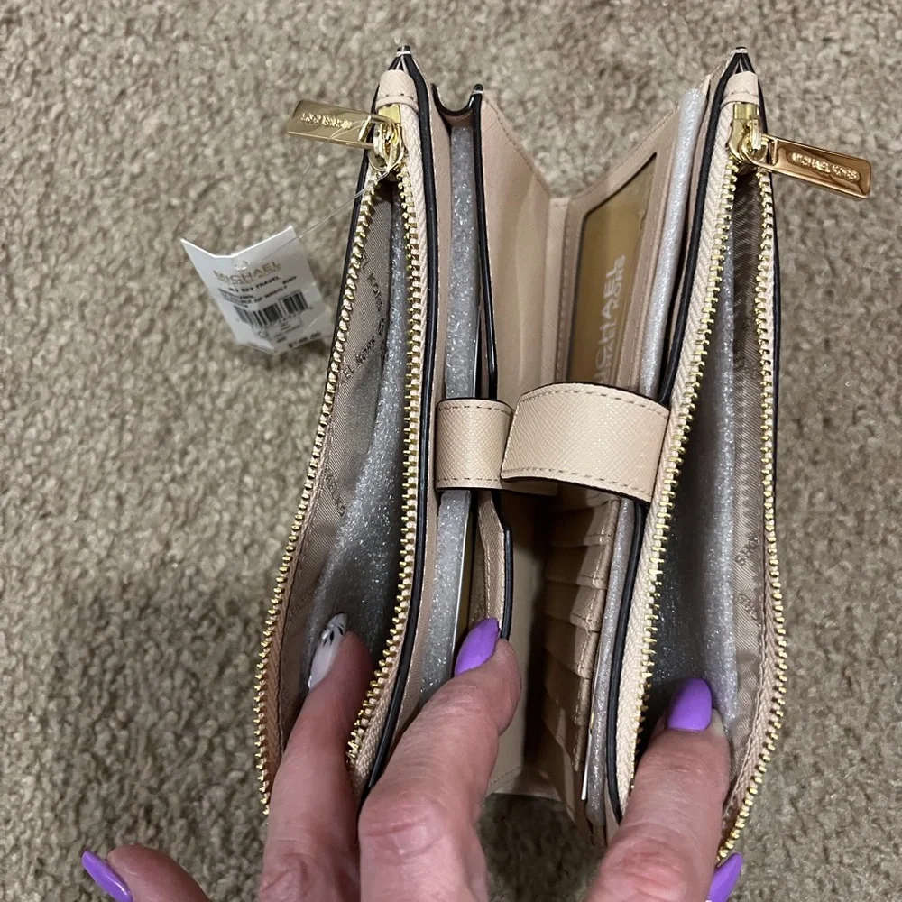 Michael Kors Jet Set Travel Lg Double Zip Wristlet - Picture 5 of 5